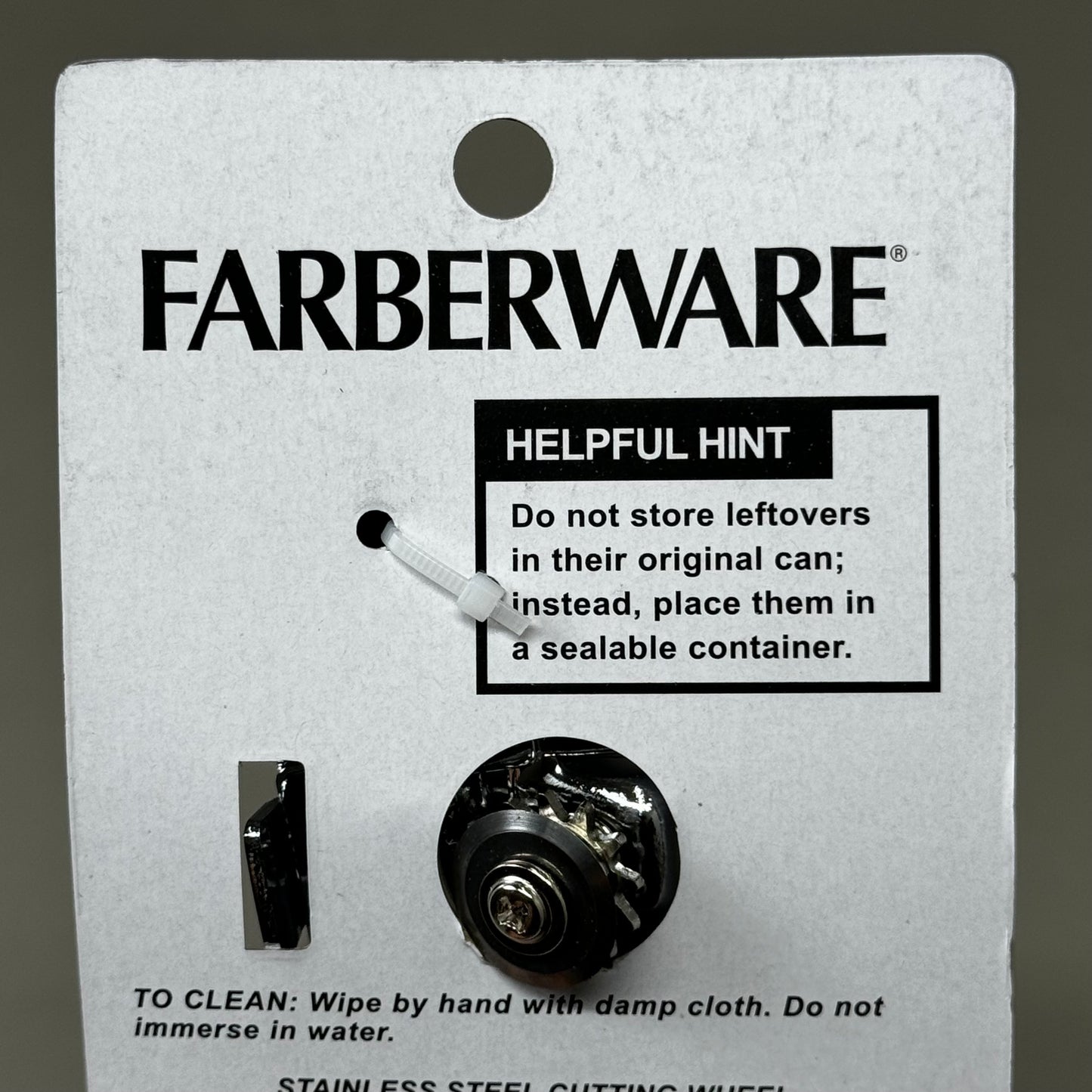 FARBERWARE Professional Can Opener w/Built in Bottle Opener 83036-93