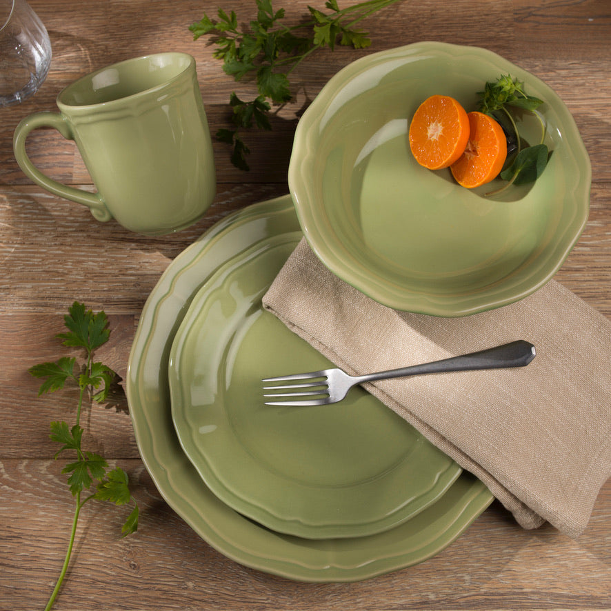 Siena 16-Piece Stoneware Dinnerware Set,Bowls and Plates  in Green, Service for 4