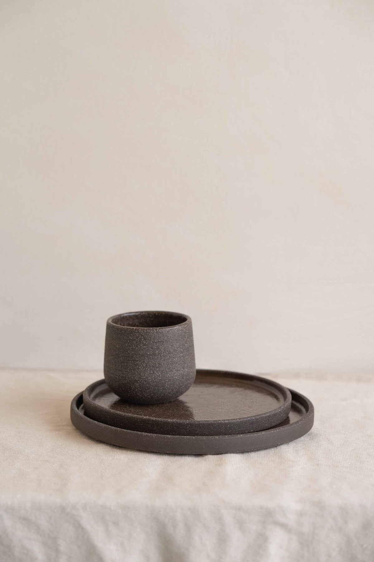 Handmade Stoneware Dinner Plates "Pumpernickel"