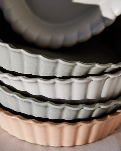 Lafayette Oval Blush Stoneware Baker