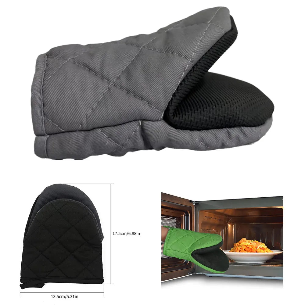 Non Slip Heat Proof Oven Glove | Polyester Cotton Microwave Protector for Baking and BBQ